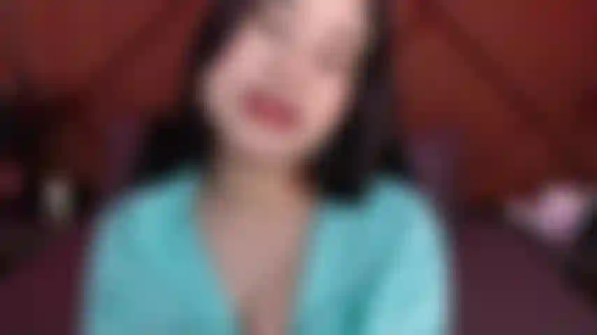 Mamada caliente para que mi jefe me aumente el sueldo.