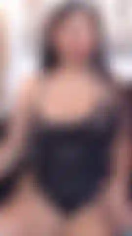 very sexy and horny queen