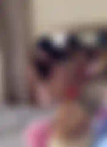 ¡¡Hermana cachonda con tetas enormes te pilló espiando y masturbándote!! Chupa y folla las tetas hasta que te corras en mi cara.