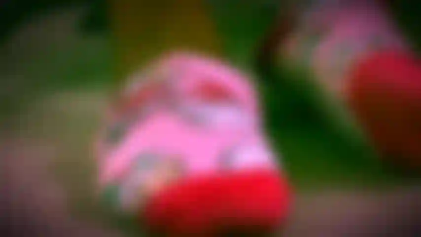 TEAL REVEL IN GIANTESS FOOT GODDESS Foot Ignore: Christmas Came Early, And So Will You!!