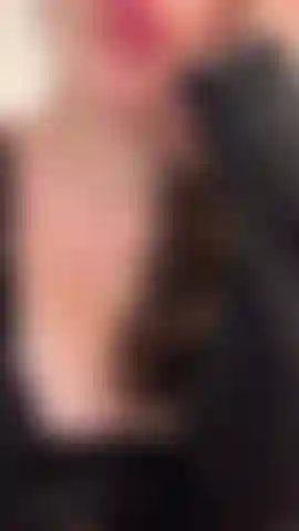 🍪Ánimo para penes pequeños, aunque suena más a un sph amoroso mientras exploramos el tamaño del pene y la honestidad... Después de confesarme que tu pene pequeño te hacía sentir inseguro, intento hacerte sentir mejor con comparaciones y metáforas, pero no te hacen sentir mejor xx terminamos teniendo sexo y comparando para poner a prueba mi hipótesis de que no habrá diferencia en el placer al comparar tu polla con una más grande... ¿Crees que mi hipótesis es correcta? El video tiene una buena parte de conversación completamente vestida y las partes traviesas con tu polla pequeña son solo de vista frontal, sin trasero... Como siempre, esto es solo un juego de rol fantasía por diversión y tu polla es perfecta tal como es 🍭.