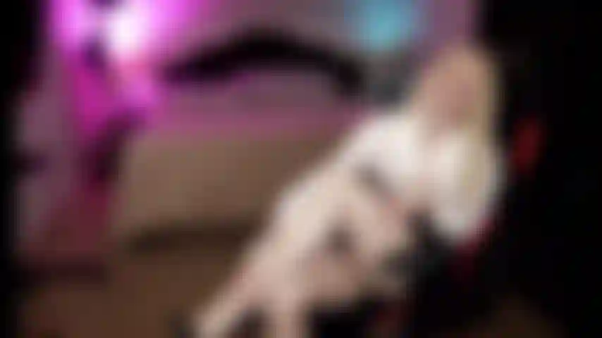 Me corro en una media transparente, mamada pov y paja.