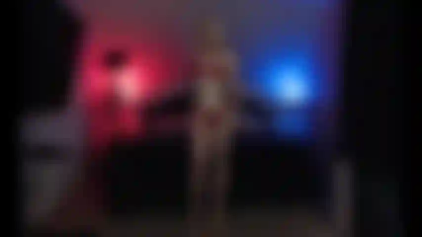 Desfile de modas de trajes de baño y luego correrme.