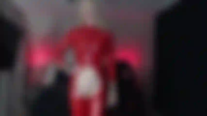 El imitador de britney quiere jugar!