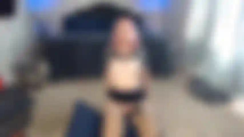 Varita orgasmo de rodillas.