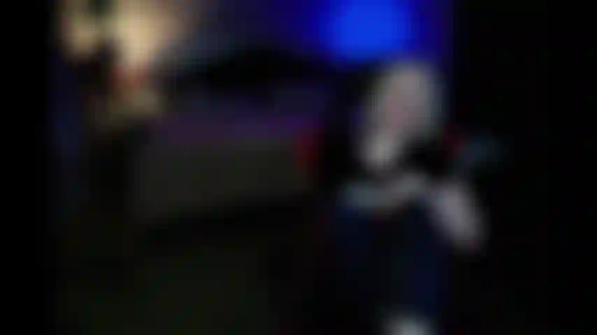 Te disparo y luego hago que te corras en mis pies!