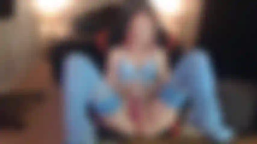 Medias azules y corrida.