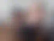 Alexa es una secretaria cachonda, y su jefe la pilla por teléfono quejándose de lo pequeño que es el pene de su novio, ¡así que él la cuida bien! ( Juego de roles).