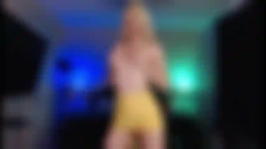 Espectáculo de oro con cabalgatas, corridas, joi y cuenta regresiva.