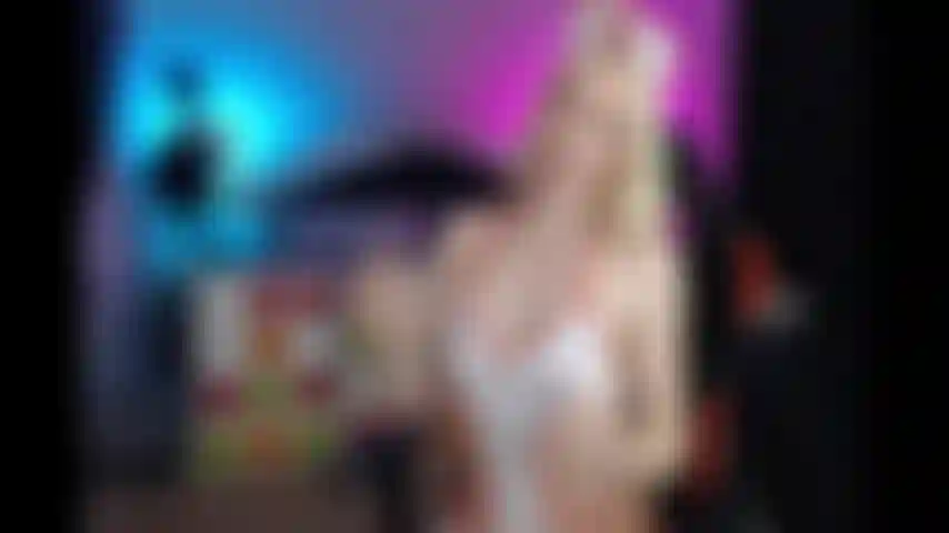 La enfermera te folla en grupo con arnés y drs.