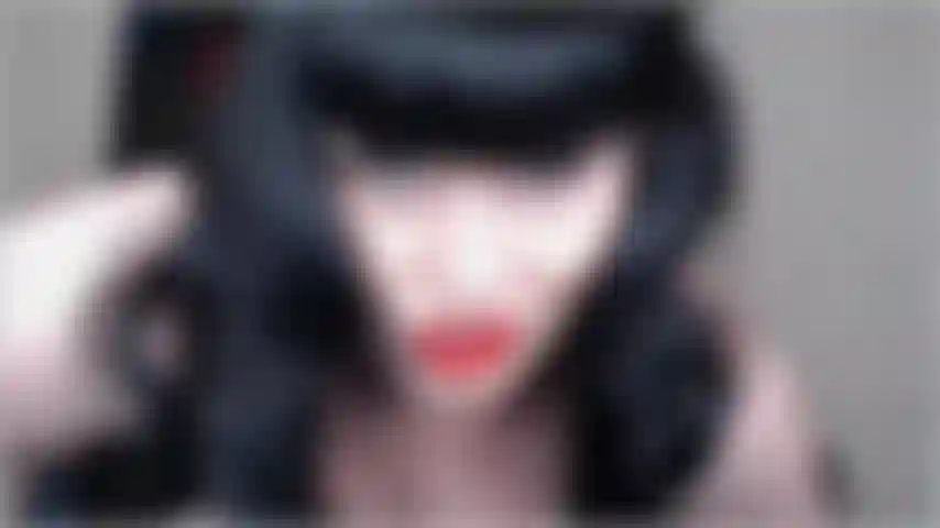 El culo de miss deviants es tu dios.