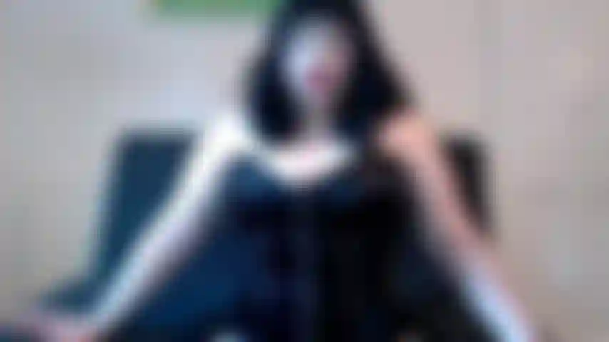 The bigger the cock, the more my size-queen slut will submit!