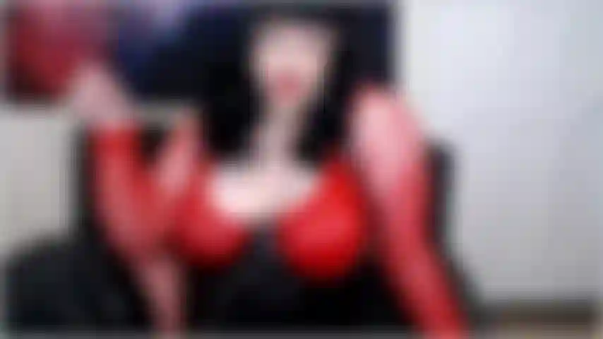 La señorita deviant sabe lo sensible que es tu polla. Es especialmente sensible si ha sido en castidad. Así que ahora, con este desafío especial de masturbación, pretende poner a prueba esa sensibilidad!