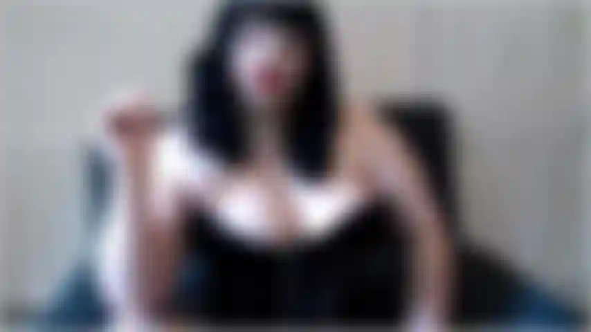 Ese patético pequeño nudo entre tus piernas te deja completamente desprovisto de cualquier uso sexual cuando se trata de mujeres. Eres incapaz de satisfacer sexualmente a ninguna mujer con ello.