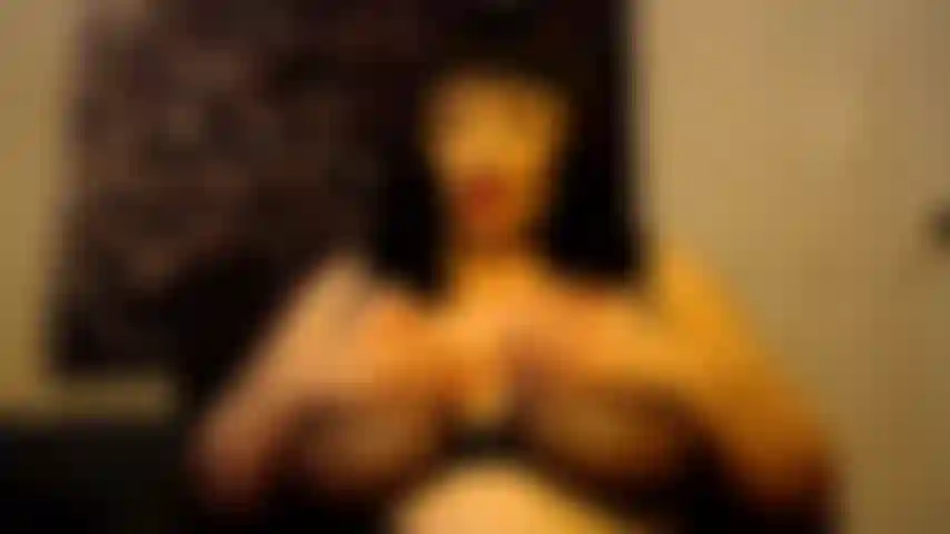 Tetas aceitosas para no noviembre nuez.