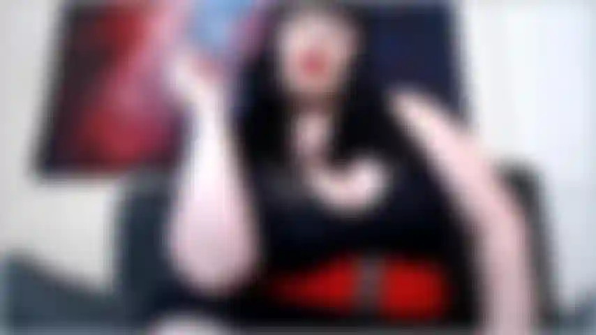 Dicen que el viernes 13 da mala suerte? Pero ¿será mala suerte para ti? Es hora de averiguarlo con este pequeño desafío burlón de miss deviant!