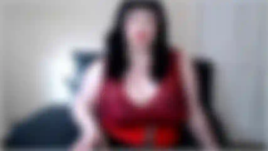 Sé que ustedes, sucios pervertidos, no pueden resistir el atractivo de las bragas sucias. Se que te encanta jugar con ellas. Te hacen débil y desesperada. Tu secreto placer culposo...