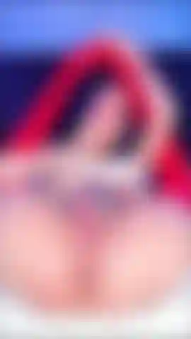 Want to see how i enjoy and fuck my little pussy?