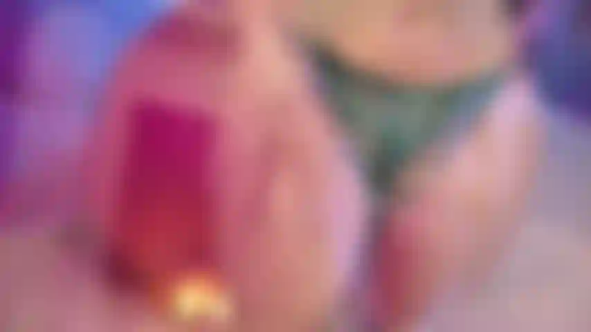 Recorro mi cuerpo...