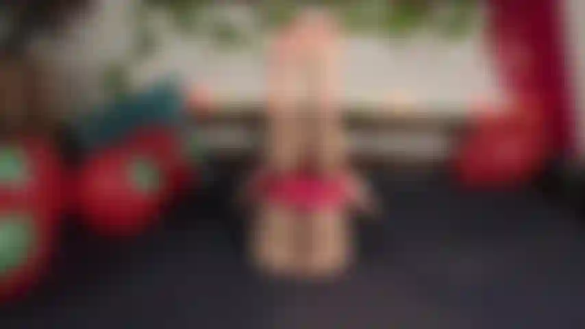 Globos de fresa explotan.