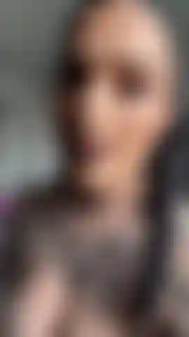 Varita en mi coño mojado.