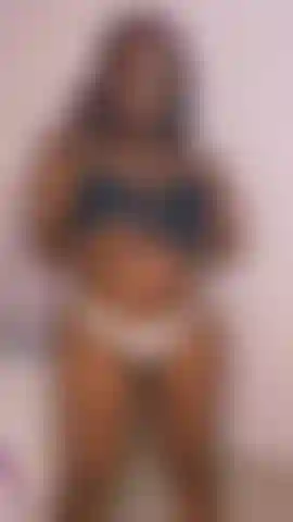 My pussy drips while I fuck myself