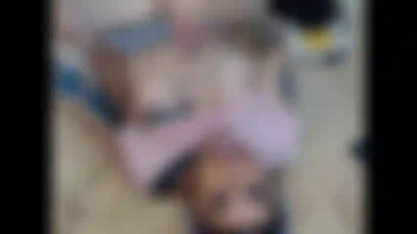 Dos videos cortos de jami cumming.