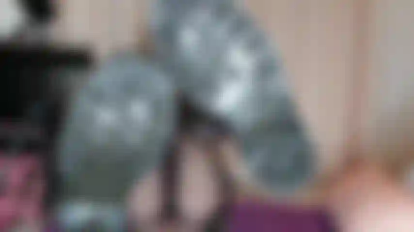 Montando doc martens.