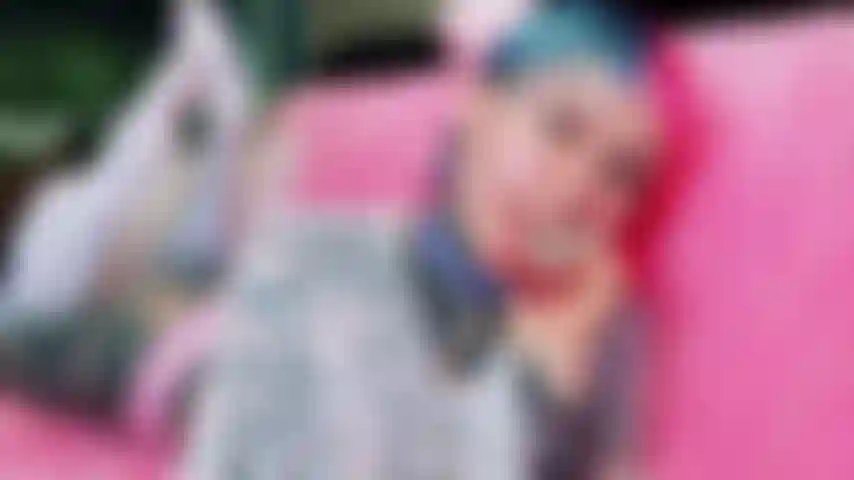 Adoro las pollas grandes, hablo sucio y ruego que me corran por todo mi cuerpo^^.