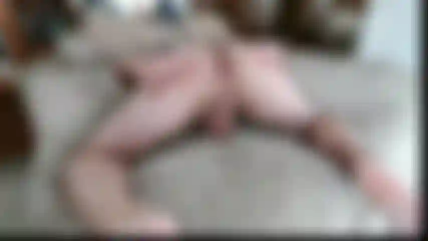 4 K vídeo de 2 min. Primer plano extremo del culo en el aire con las nalgas abiertas.