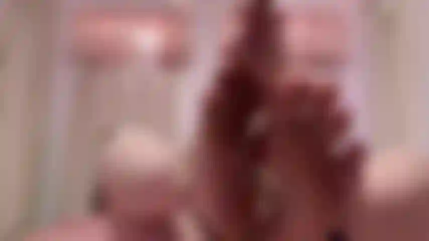 FEET: Watch me oil my sexy soles and toes sensuous and slow, giving an erotic show to those feet lovers out there!