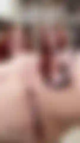 Sph/cei/cuck: es nuestro aniversario de un mes, y tengo algo especial planeado... En lugar de dejarte, patético inútil, ¡he decidido hacerte útil! Sabes que ese pene diminuto tuyo no puede ni acercarse a satisfacerme, ¿verdad? Bueno, no te preocupes, he encontrado a un hombre que sí puede darme lo que necesito, ¡y tú vas a mirar! No solo eso, sino que si eres un buen chico y te quedas sentado en tu sillita de cornudo todo el tiempo, te daré el placer de lamerle el semen a mi coño cuando terminemos. ¿A que soy muy considerada? Qué suerte tienes de tener una novia como yo :).