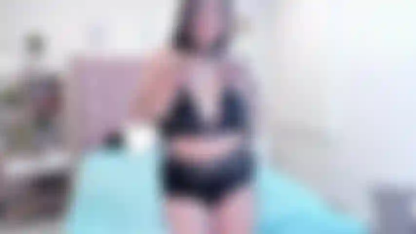 Toda desnuda!!!