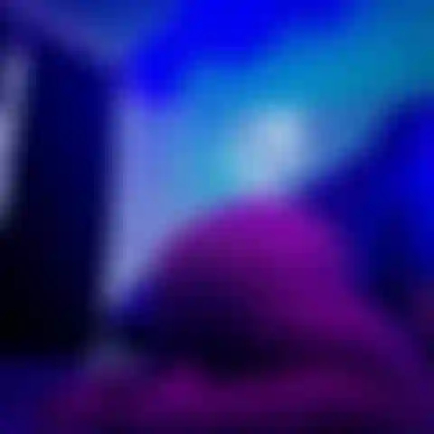 Haciendo twerking hacia tus sueños, haciendo rebotar mi gran trasero para tu placer. Ven a ver lo que es memorizar!