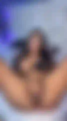 Fuck my pussy whilst I’ve got a butt plug in my arse