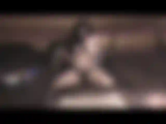 Travieso con bragas de leopardo puestas, estilo perrito frente a la cámara pov bj, relleno de bragas, conversación sucia, y me corro para ti con mis juguetes!