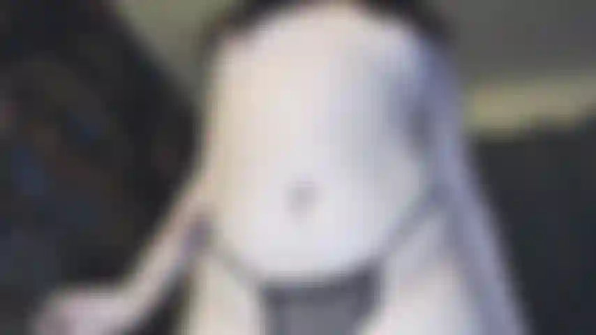 La diosa holandesa masturbándose y montando consoladores de la bbc mientras te afilas y drenas para mí.