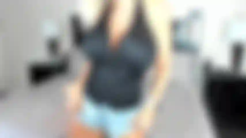 Hago que esta milf se corra tan fuerte (solo).