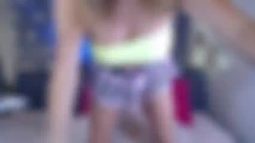 Uso este arnés de la bbc para ponerte los cuernos!