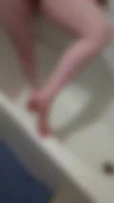 Ducha de pies asquerosos.