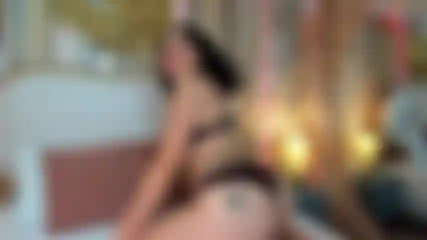 Latina rindida necesita polla despues de vibrar bragas.