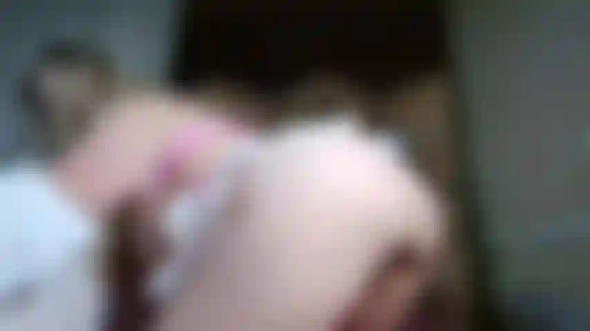 Adoración de culos y fantasía de trío lésbico