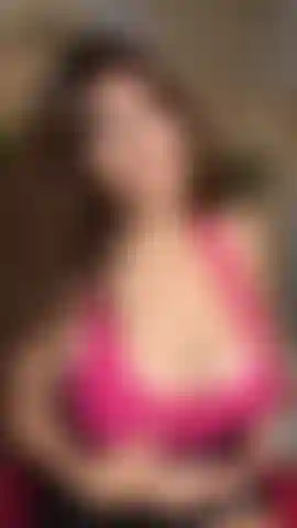 Piercings en el pezón y un beso.