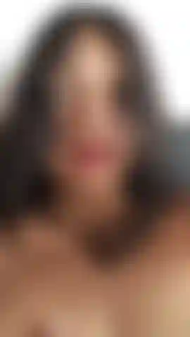 Playing with my body only for my favorites