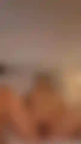 🚨 Alerta: estoy sola en casa, no hay nadie aquí para evitar que me meta en problemas… así que supongo que tendré que encontrar a alguien que quiera unirse ¿quién se siente lo suficientemente valiente como para hacerme compañía?