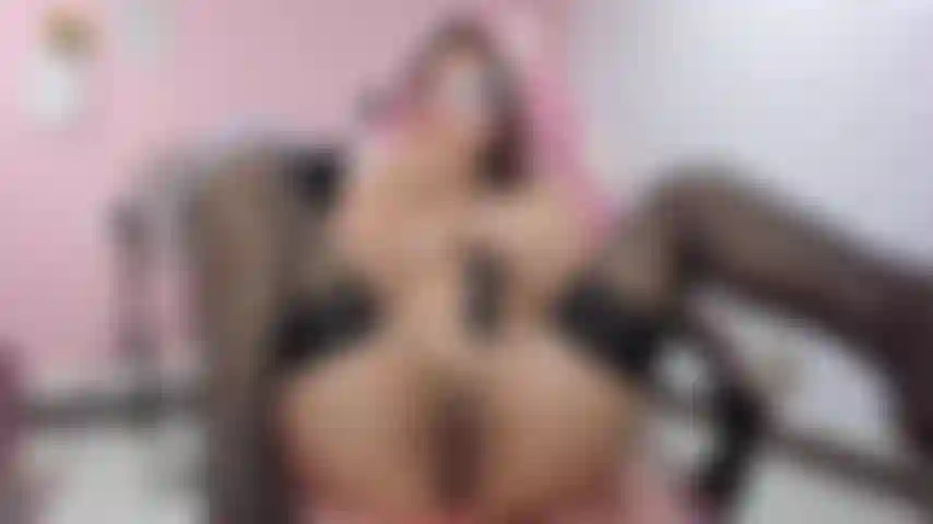 Tocándome el coño.