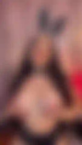 do u want to play with my tits?