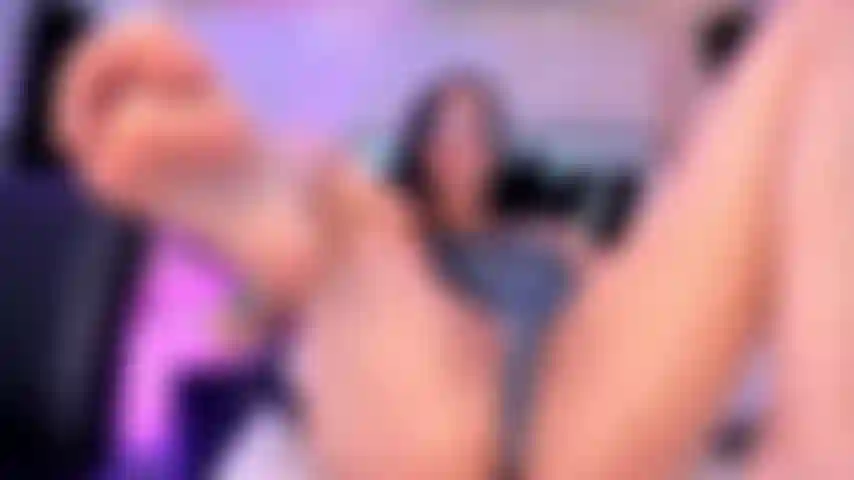 Abro mis piernas y mojame.