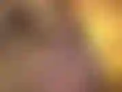 Hacer garganta profunda en tu jugosa polla y exhibir mis senos en tu cara son tus puntos más débiles, llevándote al noveno cielo!