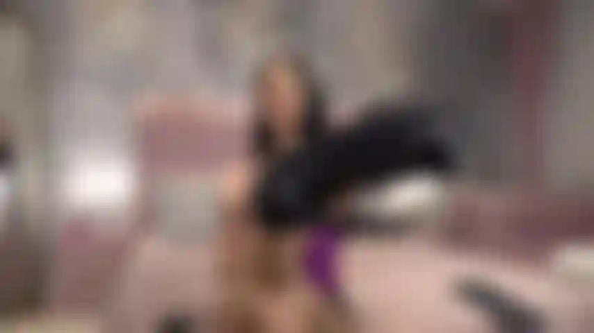 Diosa vivi va a alimentar tu adiccion a la bbc.